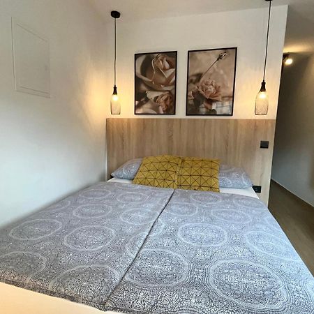 Apartmani Audacia 크리크베니카 외부 사진